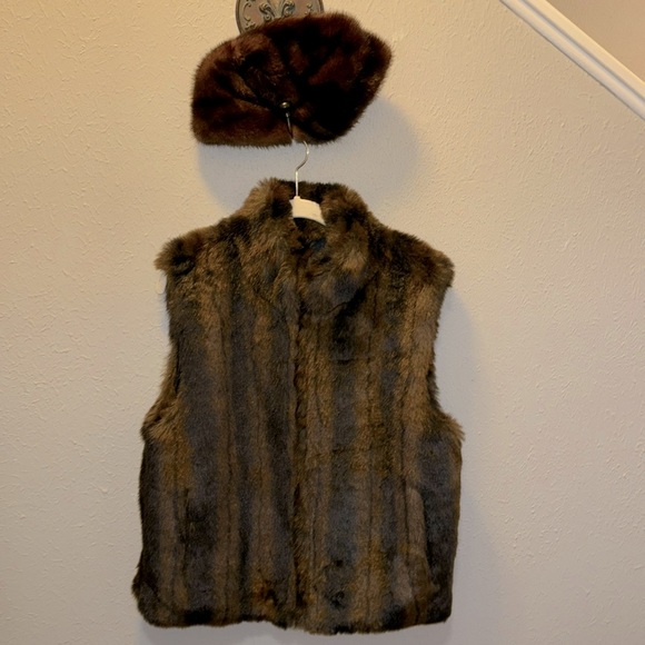 Vintage Brown Black Faux Fur Vest Jacket w Hat Women’s Sz Medium - Picture 1 of 10